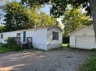 106 Main St, Skowhegan, ME 04976