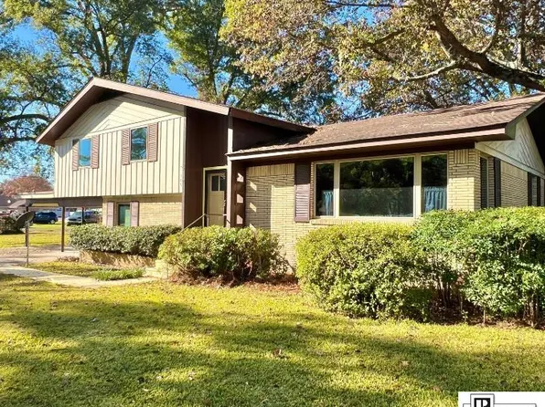 107 N Koerner St, Oak Grove, LA 71263