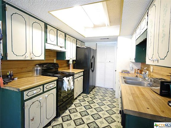 4th image of 4205 Mountain View Dr