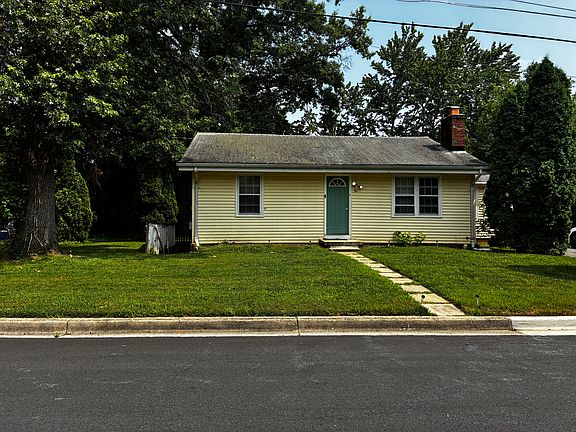 2nd image of 19223 Liberty Heights Ln