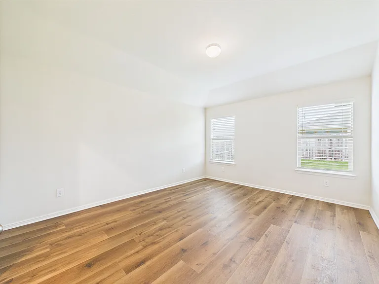 9345 Herringbone Dr — Photo 17