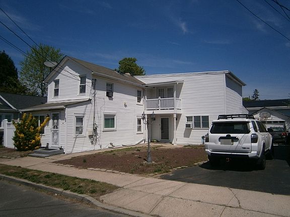 3rd image of 68 Bismark Ave