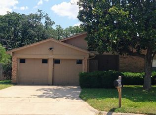 5319 Little Creek Ct, Arlington, TX 76017
