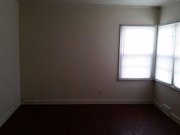 2nd image of 2409 S Henry St