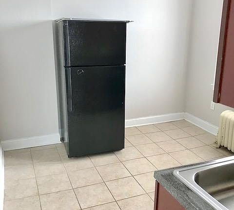 2nd image of 943 Pavonia Ave