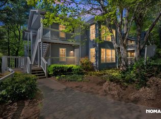 1203 Gettysburg Pl, Sandy Springs, GA 30350