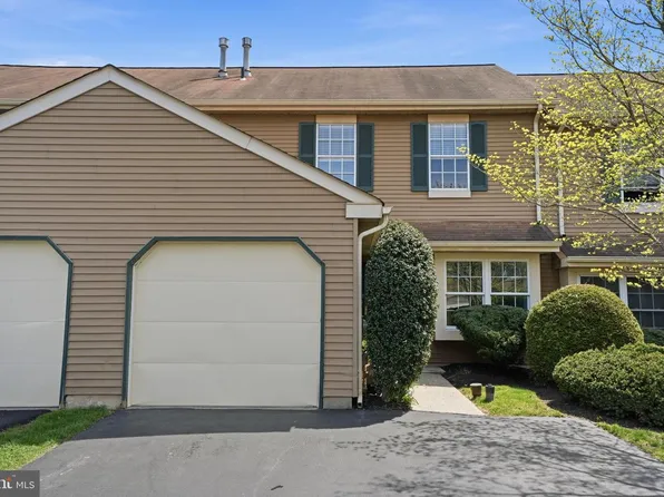 656 Tomlinson Ln, Yardley, PA 19067