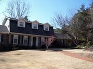 295 Lullwater Rd, Athens, GA 30606