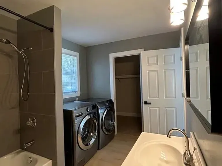 Master Bathroom / Laundry