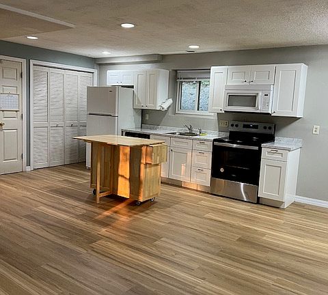 2nd image of 16 Whitney St #1