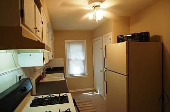 5th image of 512 E Royal Forest Blvd