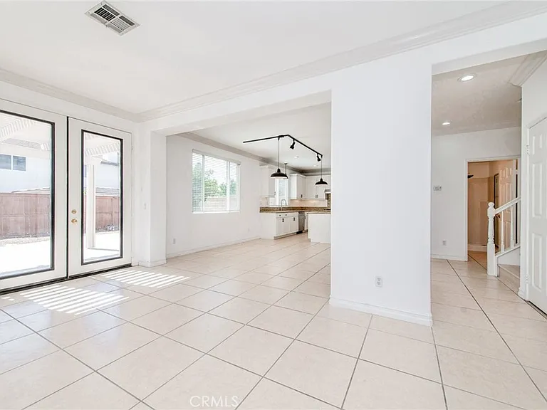6915 Cedar Creek Rd — Photo 20