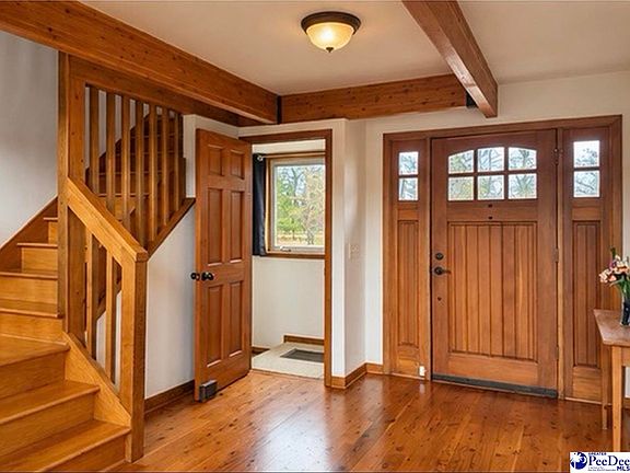 3rd image of 90 Roberts Ln