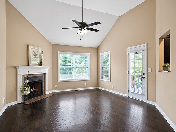 4th image of 1016 Orchard Hills Dr