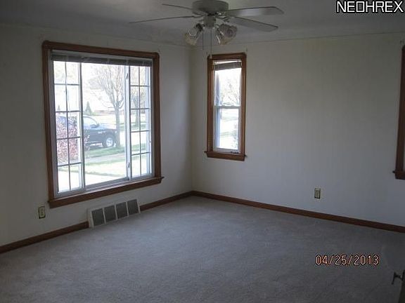 5th image of 6609 Northcliff Ave