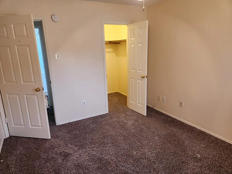 5406 Blue Cove Dr — Photo 6