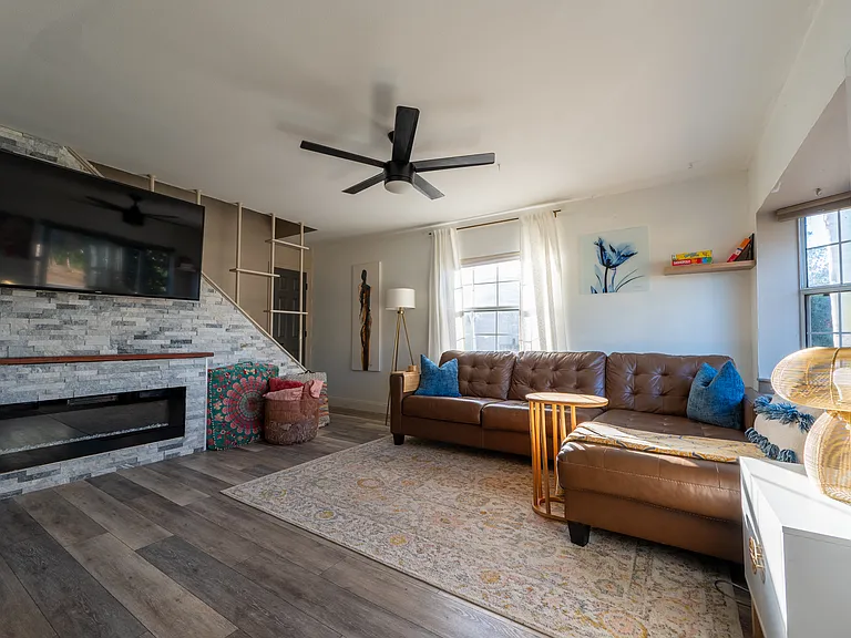 8536 Magnolia Dr — Photo 5