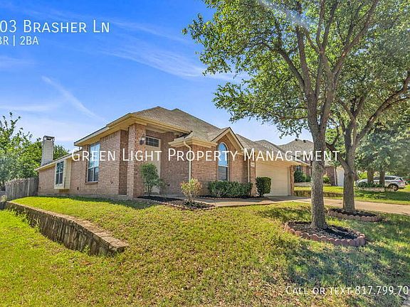 2nd image of 403 Brasher Ln