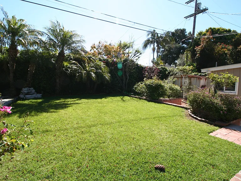 8318 Gonzaga Ave — Photo 29