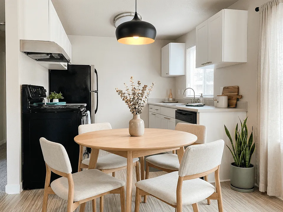Notch 8 Apartments