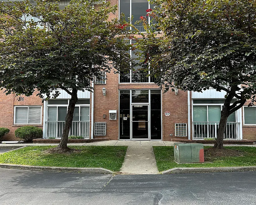 3721 Bardstown Rd #311