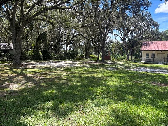 3rd image of 17310 SE 95TH STREET ROAD