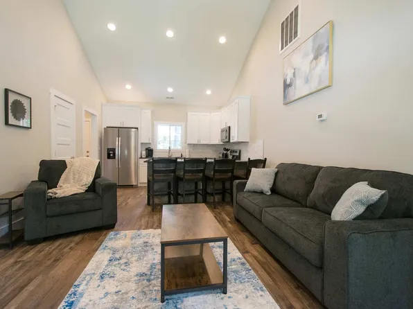 2324 Greater Druid Hills Blvd, Hendersonville, NC