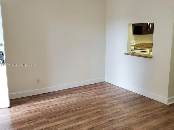 1230 NE 139th St APT 409, North Miami, FL 33161