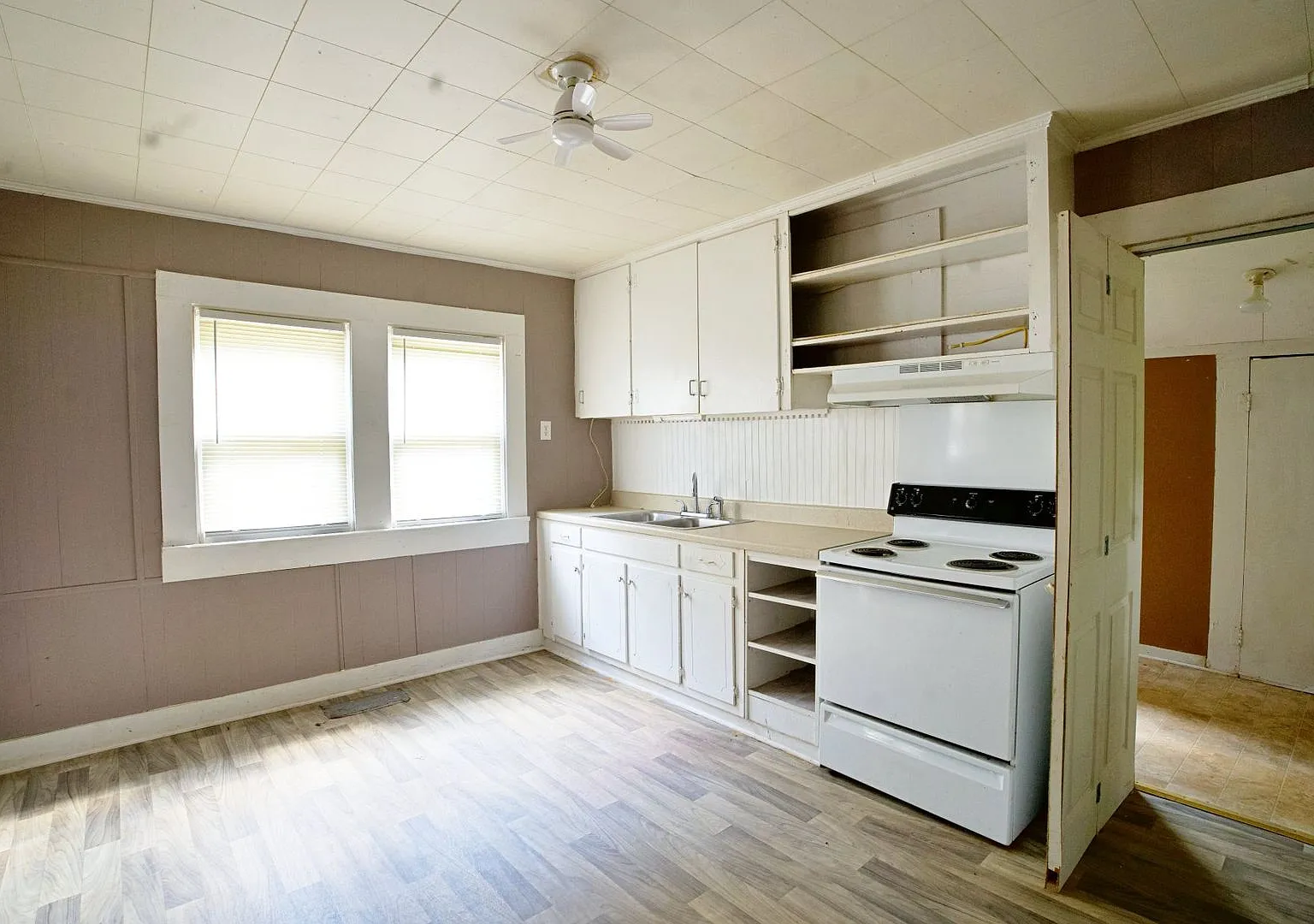 402 Madison Avenue SW, Jacksonville, AL 36265 — Photo 3