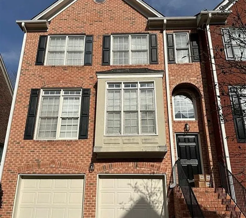 1296 Dunwoody Cv