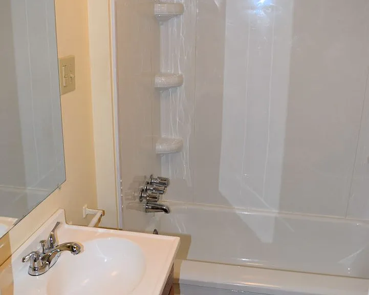 35 S Carpenter Ave — Photo 18