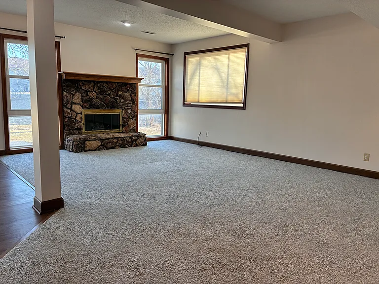 11713 Sprague Cir — Photo 10