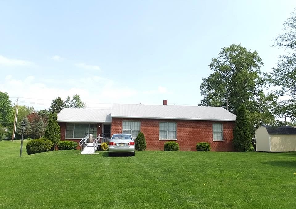 1st image of 1340 Tulip Dr