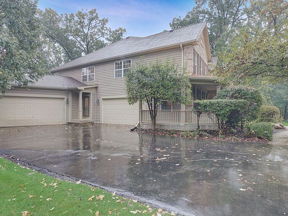3rd image of 8093 Breckenridge Dr