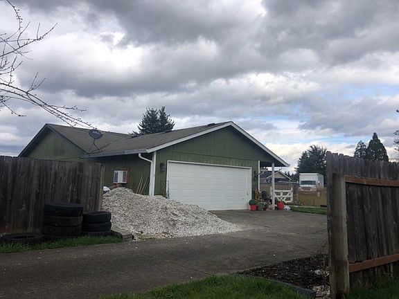 3rd image of 8407 NE 158th Ave
