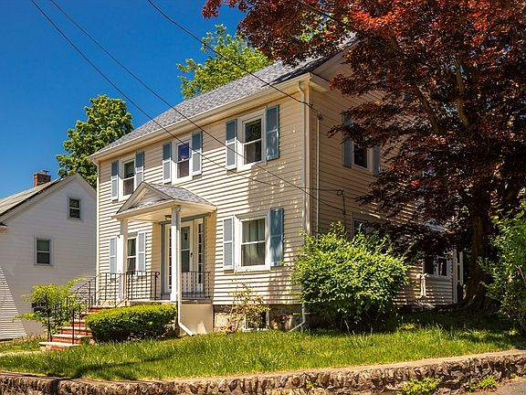 2nd image of 34 Blue Hill Terrace St