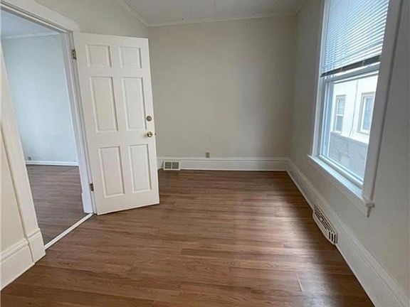 4th image of 3604 Stevens Ave #F1
