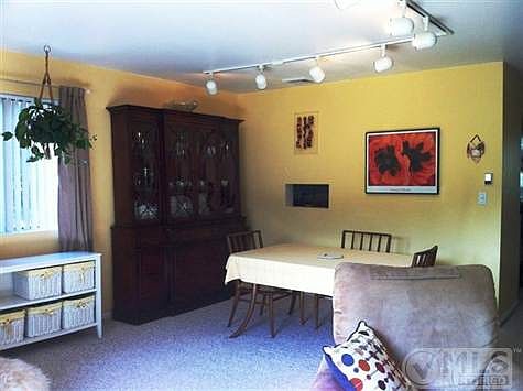 3rd image of 105 Briarwood Ct
