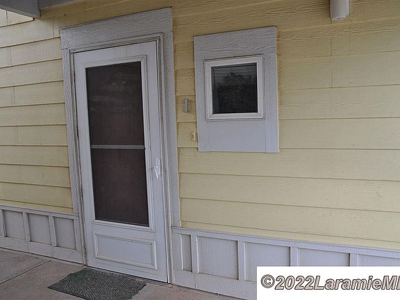 2nd image of 611 Mitchell St N #1