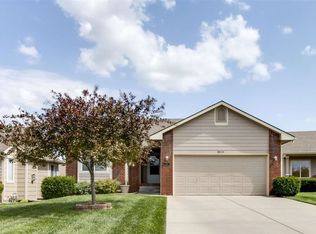 3211 N Westwind Bay Ct, Wichita, KS 67205