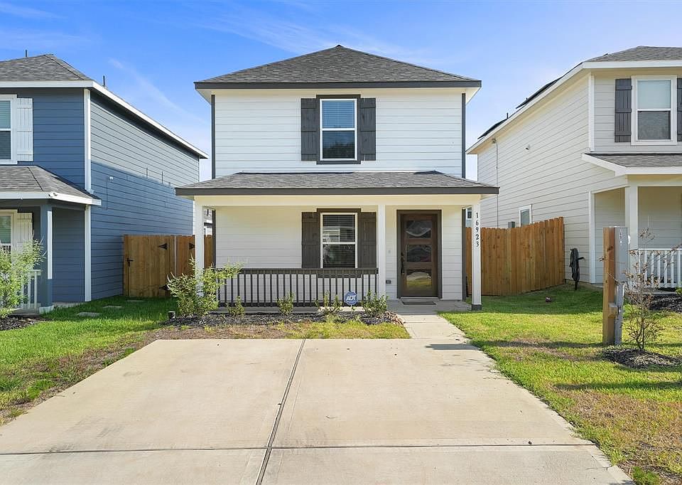 1st image of 16923 Marie Village Dr