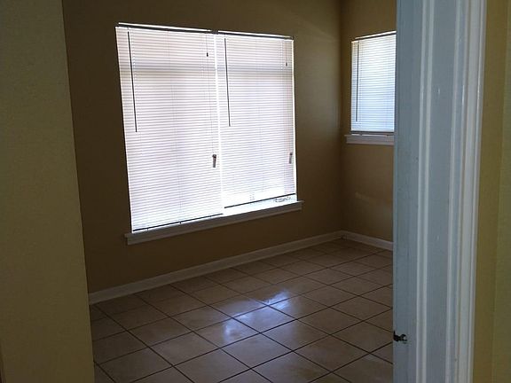 5th image of 3118 Cato Blvd