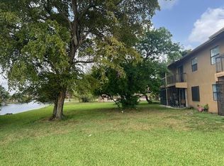 Lago Grande, Hialeah, FL 33016