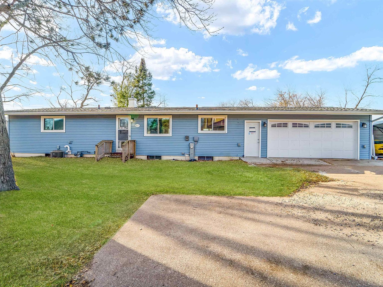 317 N Mill St, Weyauwega, WI 54983 Zillow