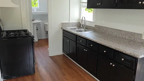 544 San Francisco Ave Photo 1