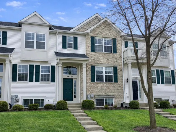 14527 Patriot Square Dr E, Plainfield, IL 60544