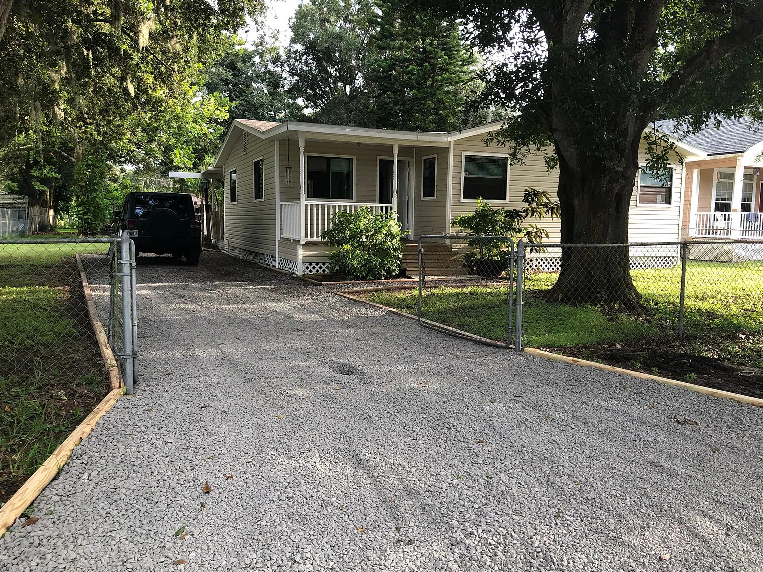 9905 Alsobrook Ave — Photo 1