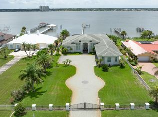 3020 S Peninsula Dr, Daytona Beach Shores, FL 32118