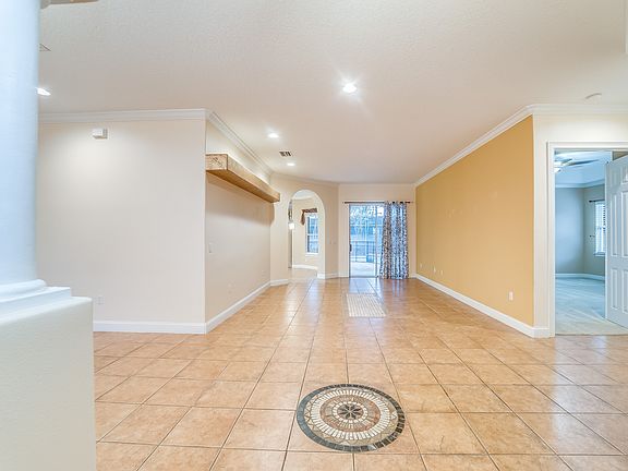 5th image of 1509 Johns Cove Ln
