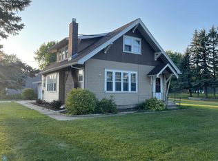 209 Jackson Ave E, Lisbon, ND 58054